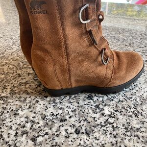 Sorel Tan Suede Winter Boots Girls